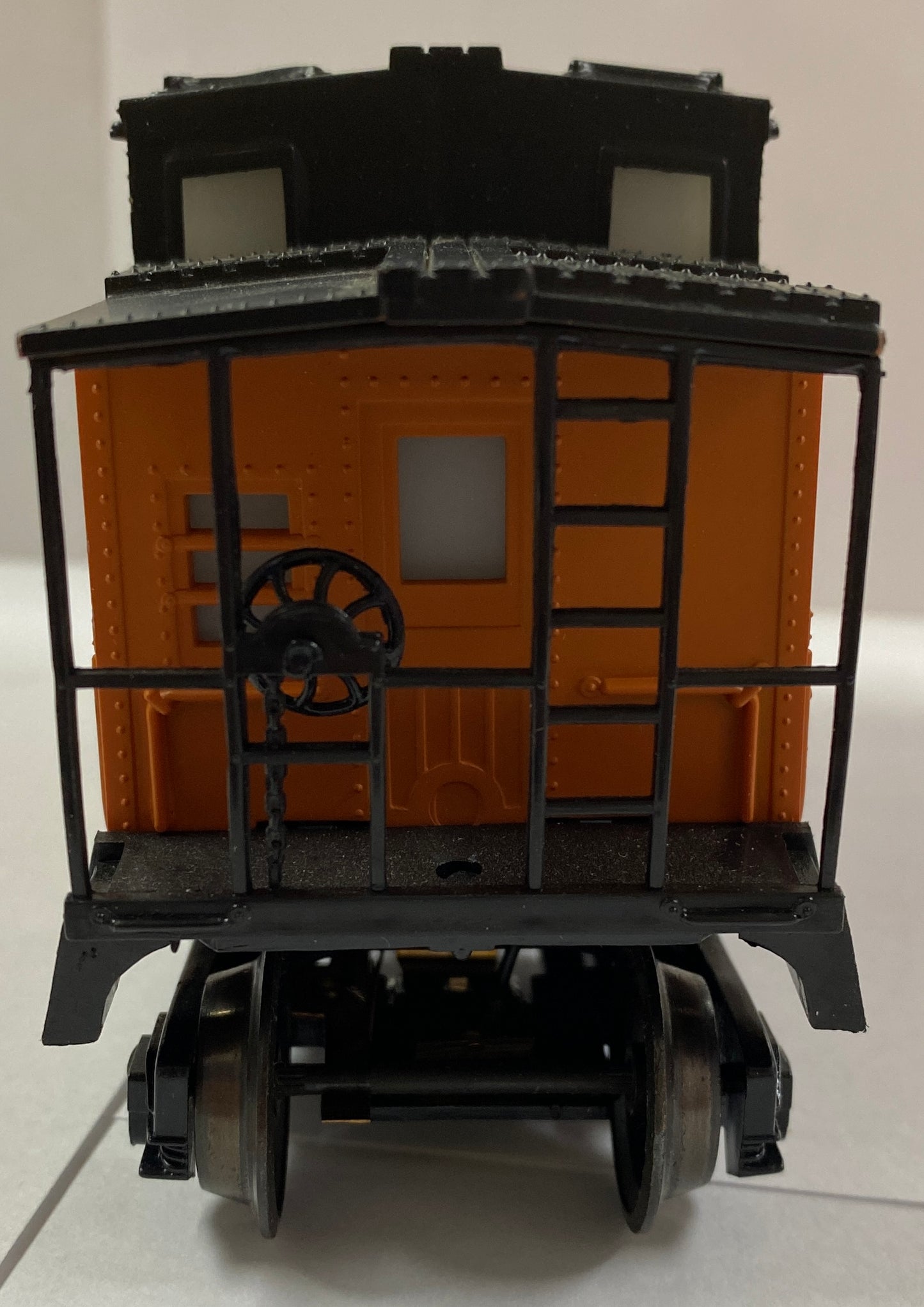 Lionel 6-9169 Milwaukee Road Illuminated Caboose | Condition is *USED*